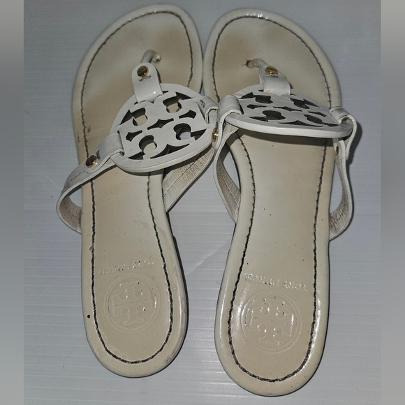 Tory Burch Miller Sandals | Size 8 | Ivory Patent Leather - Picture 3 of 8